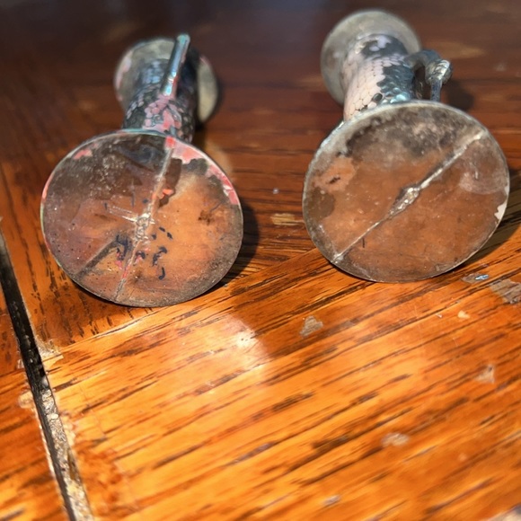 Vintage Mr. Peanut Salt and Pepper Shakers these are gold and original I believe - Picture 3 of 4